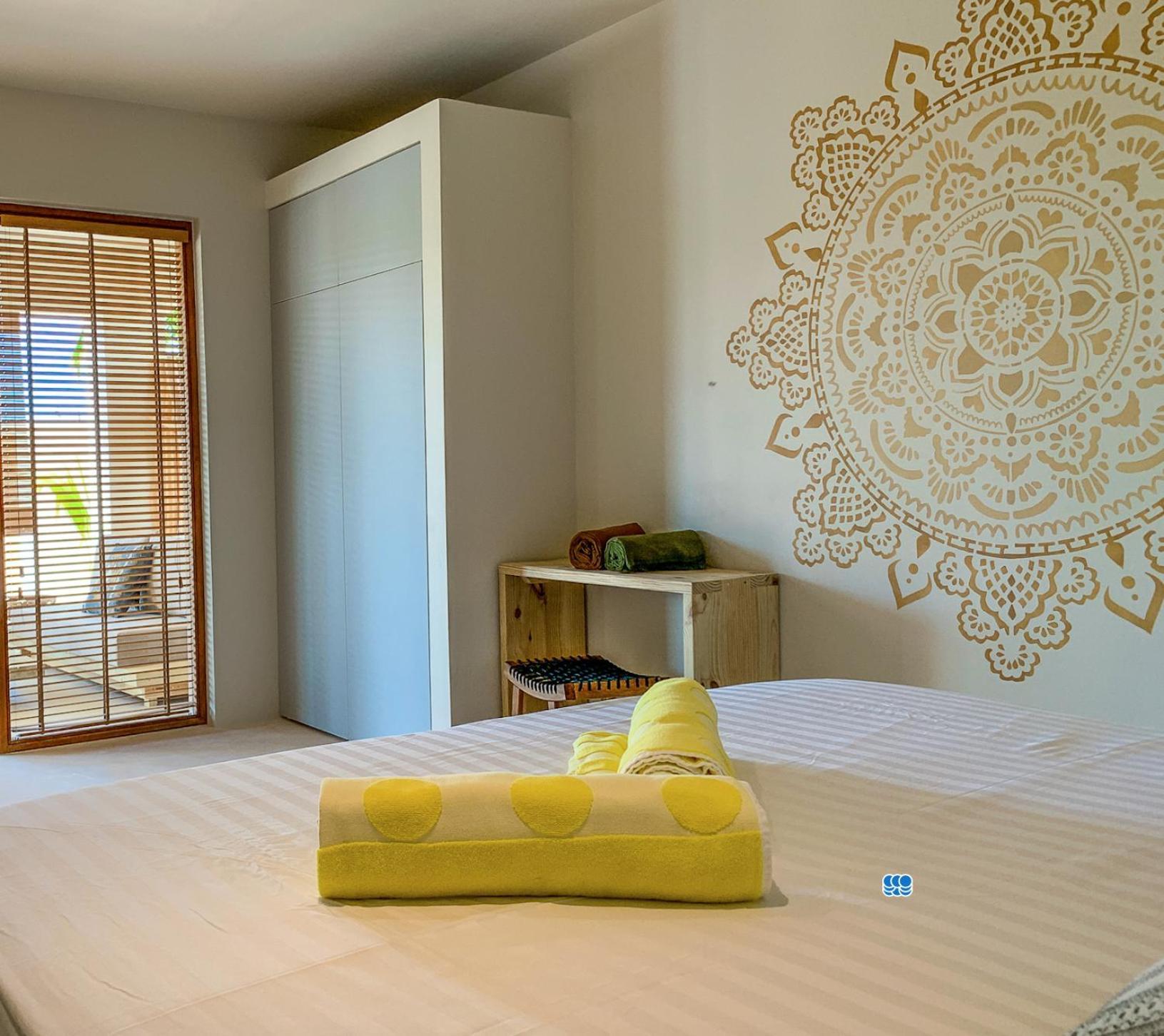 Isla Penthouse & Garden Apartments Bonaire Playa Eksteriør bilde